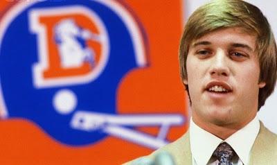Elway dirigera les Broncos et autres petites nouvelles...
