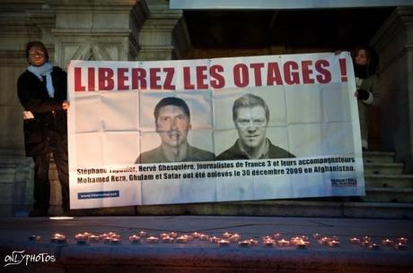 rassemblement-paris-otages-france3-06