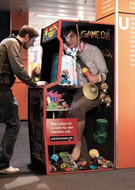 Publicités StreetArt créatif avec jobintown.de (3) Publicités StreetArt créatif avec jobintown.de