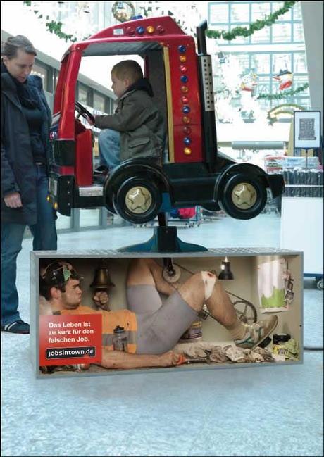 Publicités StreetArt créatif avec jobintown.de (5) Publicités StreetArt créatif avec jobintown.de