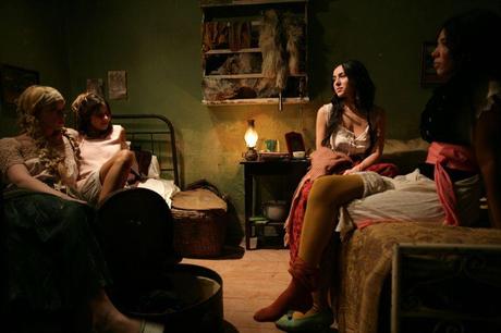 Avis en Série: Maison Close