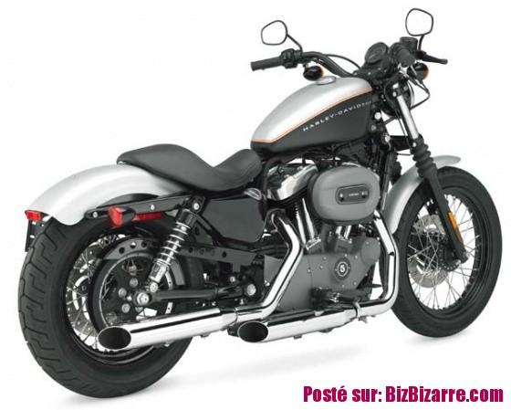 auto 2011 XL1200N2 NOUVEAU SPORTSTER HARLEY DAVIDSON 2011: XL1200 N NIGHTSTER, UN ROADSTER A VOUS COUPER LE SOUFFLE 