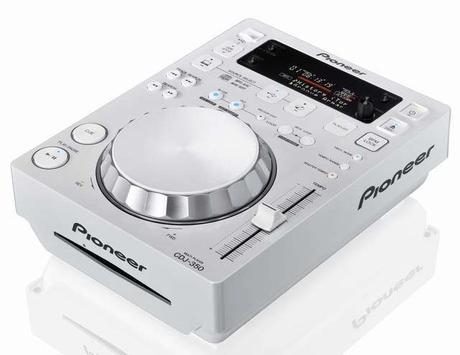 CJD-350-W et DJM-350-W, platine et table de mixage version blanche