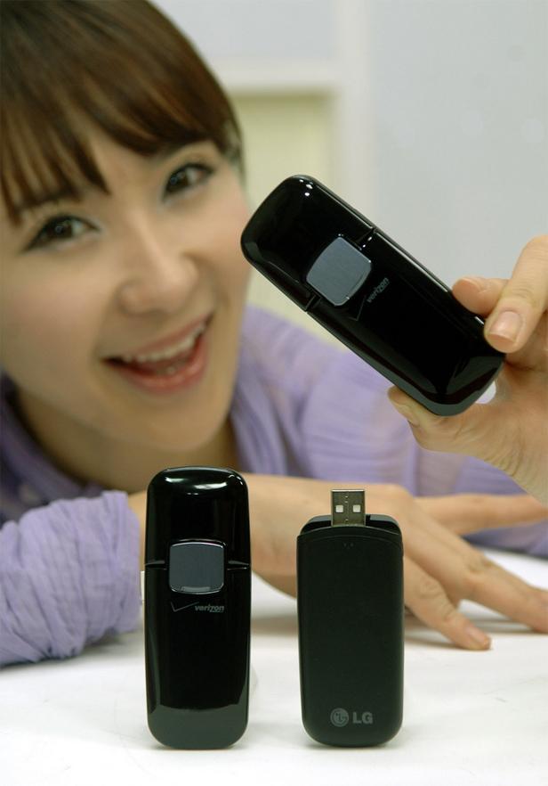 CES 2011 : LG lance le premier Modem USB LTE pour Verizon Wireless