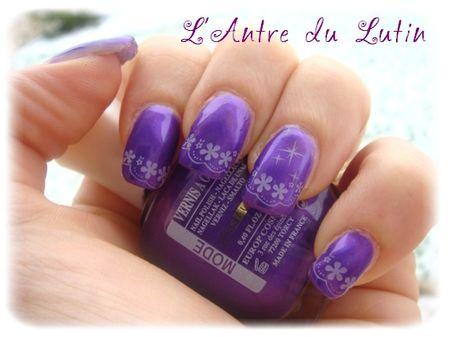 Manucure_violette_fleurs_mini