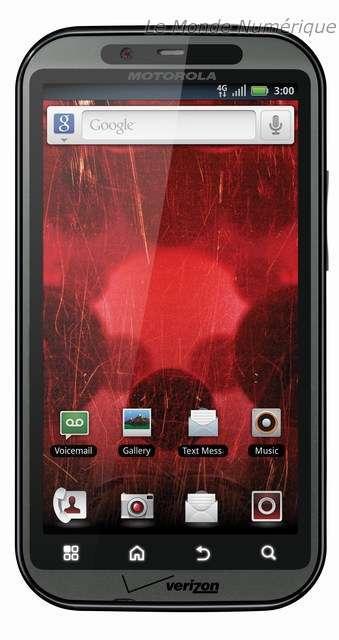 CES 2011 : Motorola présente le smartphone Android Bionic