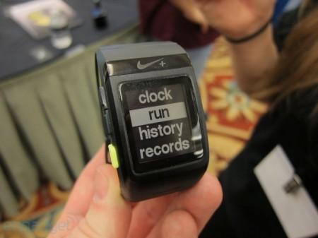 Annonce : Une montre GPS compatible Nike+ - Paperblog