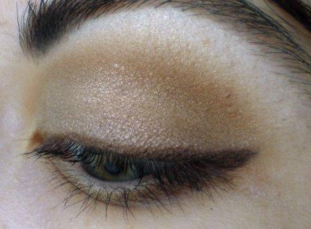 Make Up #92 : Beige Doré avec Benefit