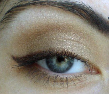 Make Up #92 : Beige Doré avec Benefit