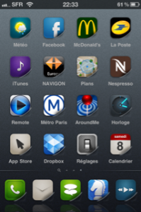 Custo – MP2 Theme – iPhone 4