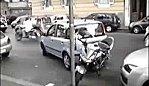 Parking feminin moto faire renverser vehicule videos