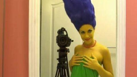 Les Simpson ... La parodie coquine avec des humains jaunes