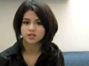 Selena Gomez touchant appel vidéo pour aider Haïti