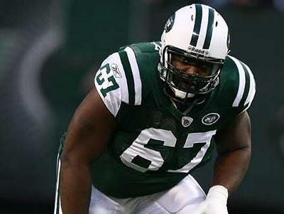 Les Miettes du Mercredi: Damien Woody, la soeur du Brett et plus...