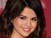 Selena Gomez Privée Facebook Twitter