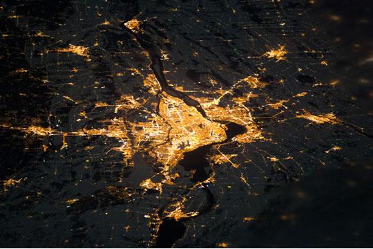 La ville de Montréal vue de l’espace