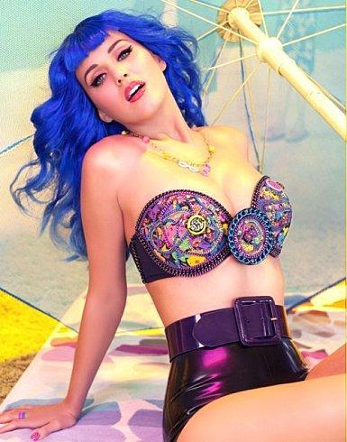 Katy-Perry-toute-en-couleur.jpg