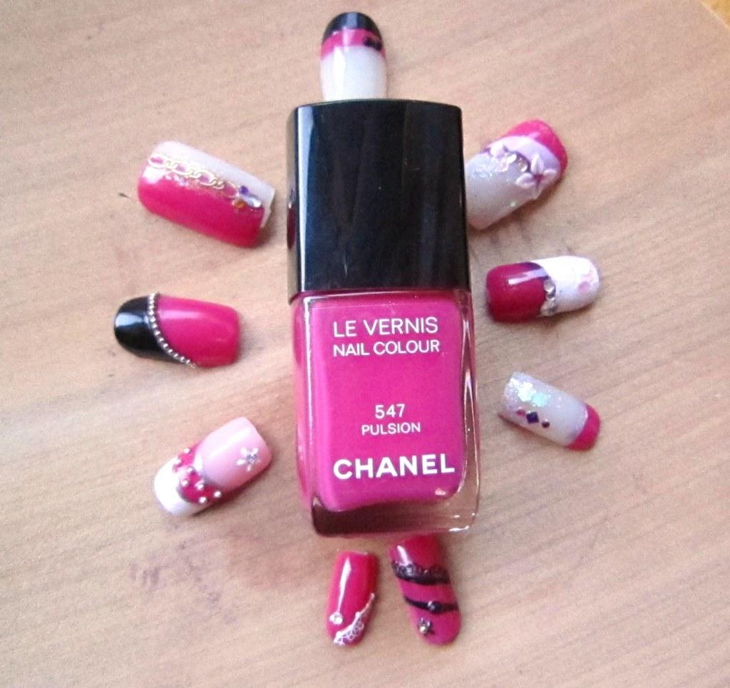Manucure: variations autour du rose pulsion de Chanel
