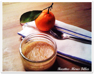 La recette Orange : Crème à l'orange et au thé (également très bon avec de la mandarine)