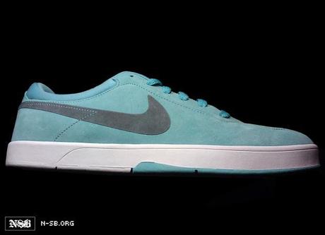 nike sb eric koston one 1 tiffany 01 Nike SB Eric Koston One (1) Tiffany