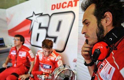 2011-01-95-Test-jerez-Ducati-Vitto.jpg
