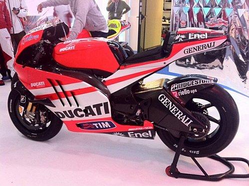 2011-01-79-La-Ducati-GP-11.jpg