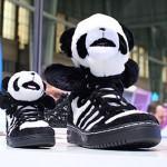jeremy scott adidas originals panda 02 150x150 adidas Originals Panda x Jeremy Scott 