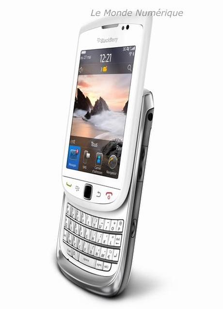 Le BlackBerry Torch 9800 est disponible en blanc chez Orange