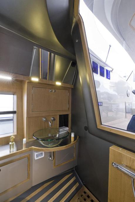 Objet non identifié sur l’eau