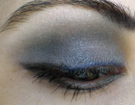 Make Up #96 : Softwashed Blue