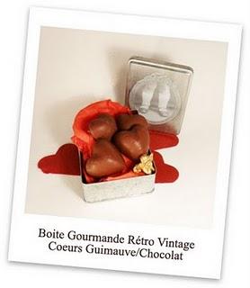 Mzelle Lulu voit tout en rouge  !