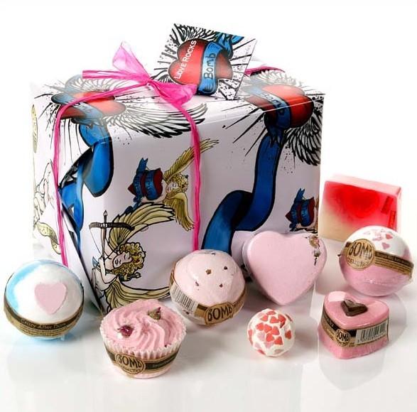 love-rocks-gift-set-bomb-cosmetics-2939-p.jpg