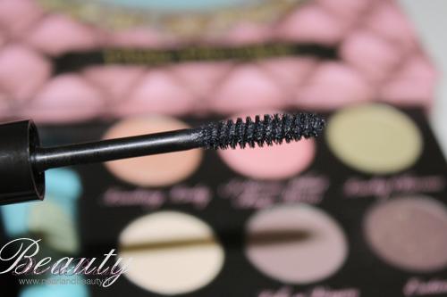 Test | Pixie Pin Ups by Too Faced