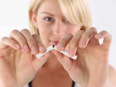comment une femme peut stopper cesser de fumer les cigarettes