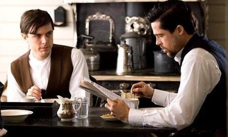 Casey Affleck et Brad Pitt dans L'Assassinat de Jesse James