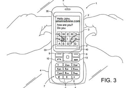 Mobile device with virtual keyboard