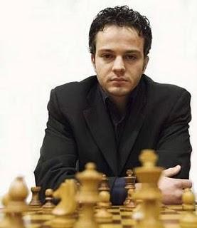 Etienne Bacrot au Marathon des échecs rapides à Rabat