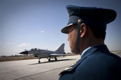 La propagande de l'armee de l'air chinoise qui fait rire le pays