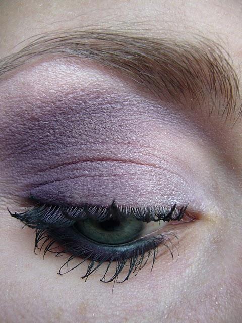 Maquillage du Jour avec la palette Romantic Eye - Version Classique