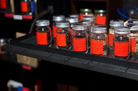 Poivres Roellinger L’Entrepôt de Jane et Olivier Roellinger à Paris