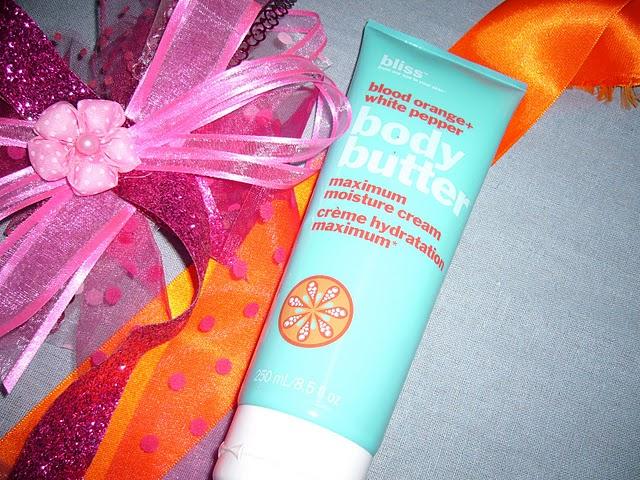BLISS - Crème pour le corps à l'orange sanguine et au poivre blanc