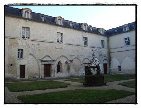 29 janvier 2011, l'abbaye et levillage de Bassac