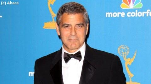 George Clooney ... Il est furieux contre Brangelina