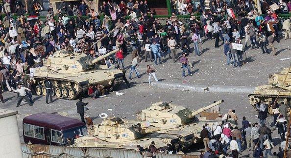 Egypte: vidéos-photos des batailles rangées au Caire