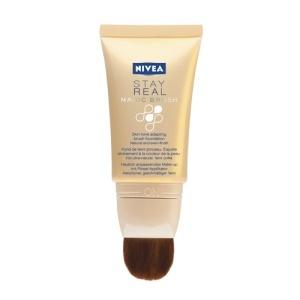 maquillage-nivea-stay-real-magic-brush-fond-de-teint-pincea.jpg