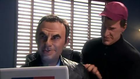 Quand Nikos apprend à Benjamin Castaldi comment ''Twitter'' ... ça donne ça