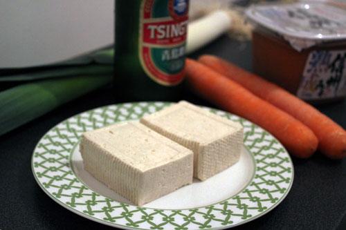 Cassolette de tofu aux légumes et au miso