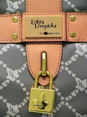 Lolita Lempicka dans…Mes bagages!