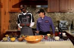 Snoop Dogg se met à la cuisine pour le Super Bowl