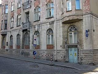 Emménager au siège du KGB de Tallinn...
